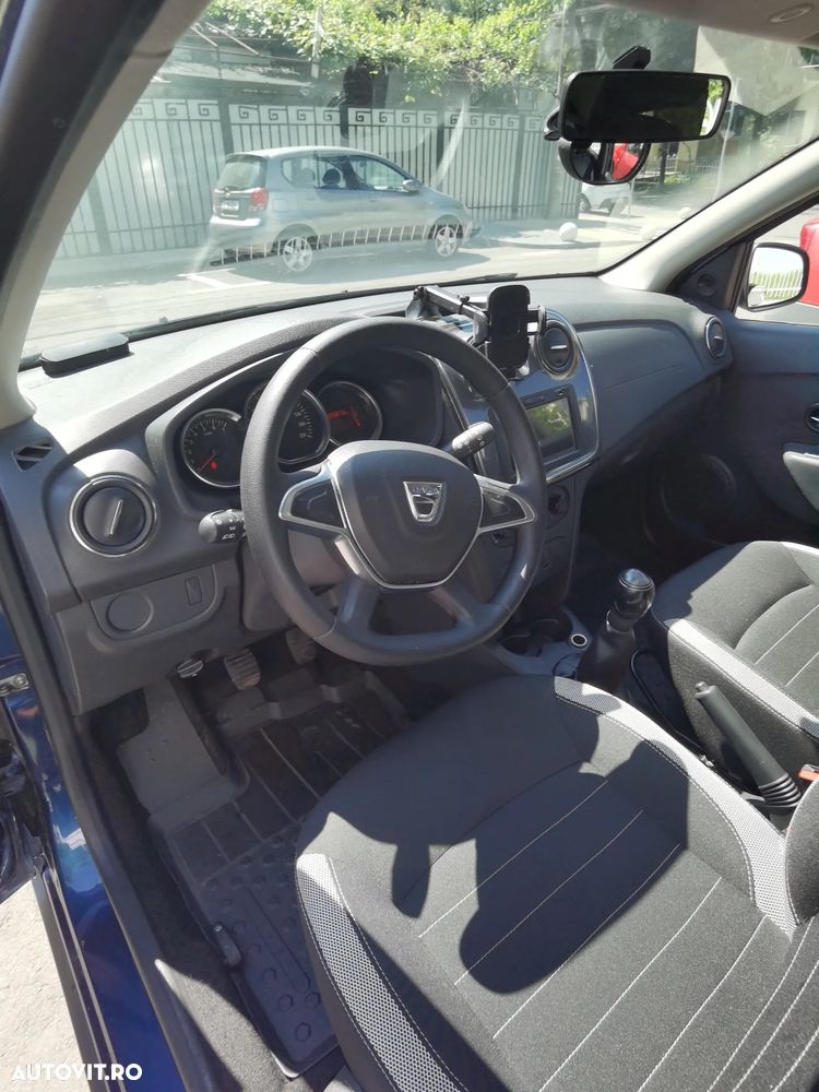 Dacia Sandero - 6