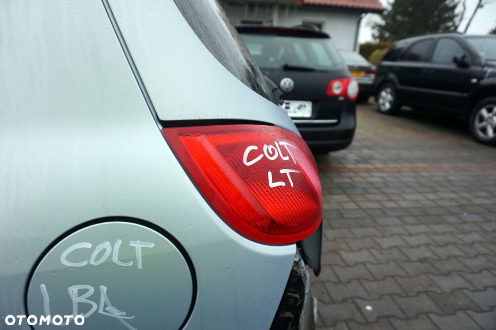 LAMPA TYLNA LEWA COLT VI Z30 3D HB MN186267 MITSUBISHI 2004-2008 - 2