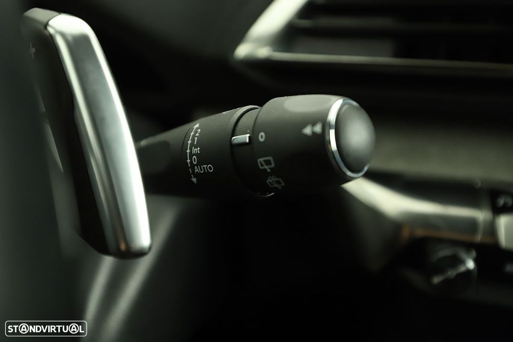 Peugeot 3008 1.2 PureTech GT EAT8 - 18