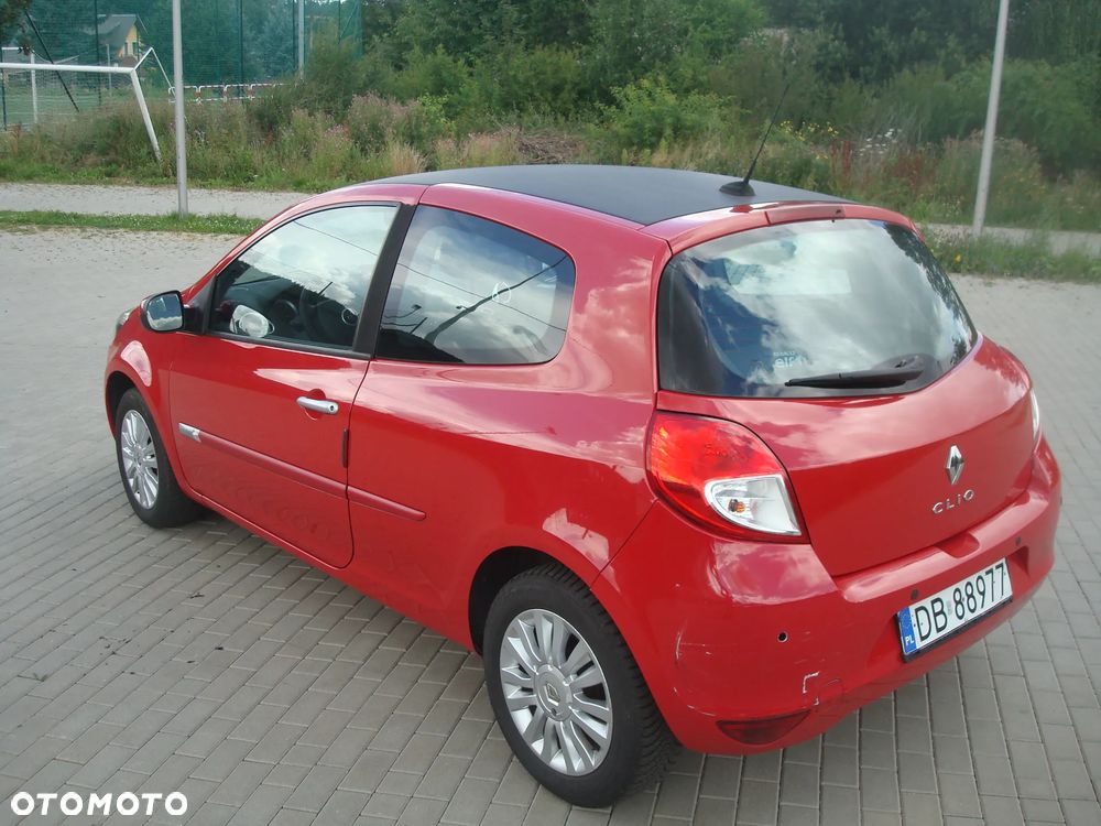 Renault Clio 1.5 dCi Extreme - 19