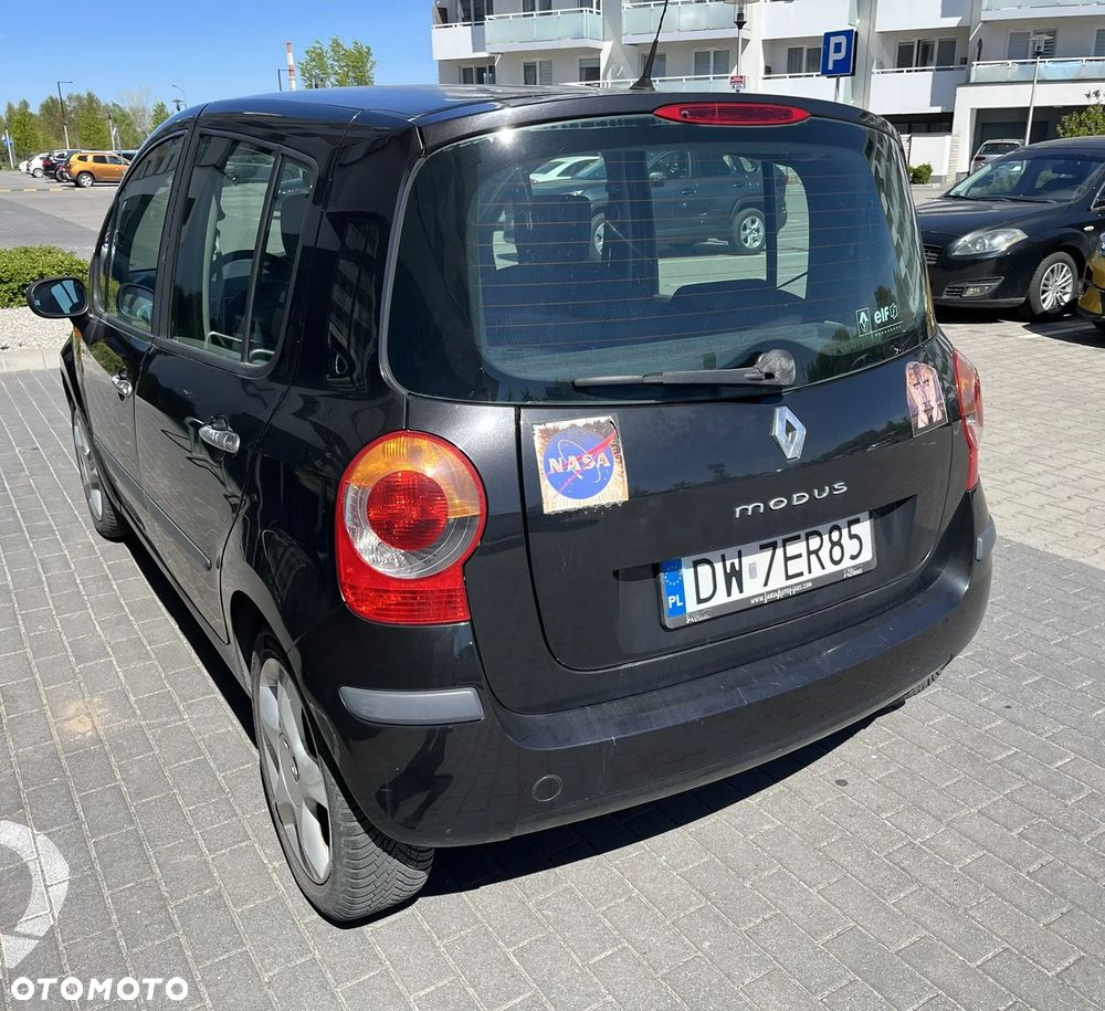 Renault Modus 1.6 16V Dynamique - 3
