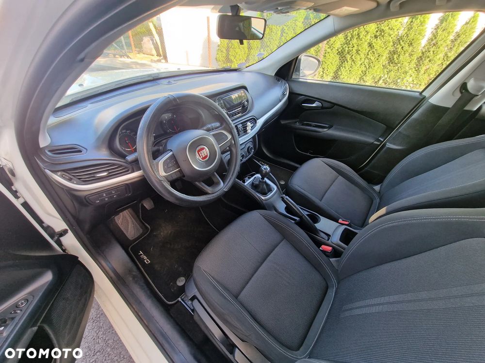 Fiat Tipo 1.4 16v Pop - 12