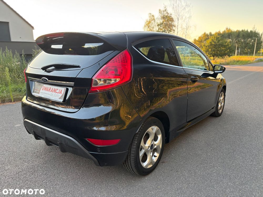 Ford Fiesta 1.4 Titanium - 4