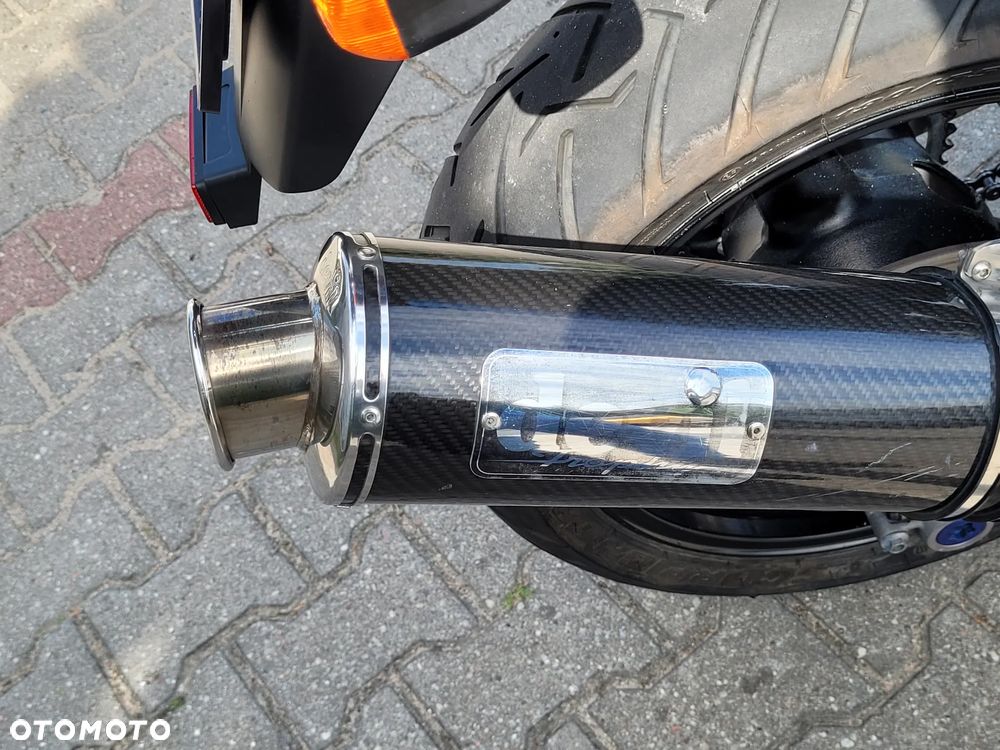 Yamaha FZS - 18