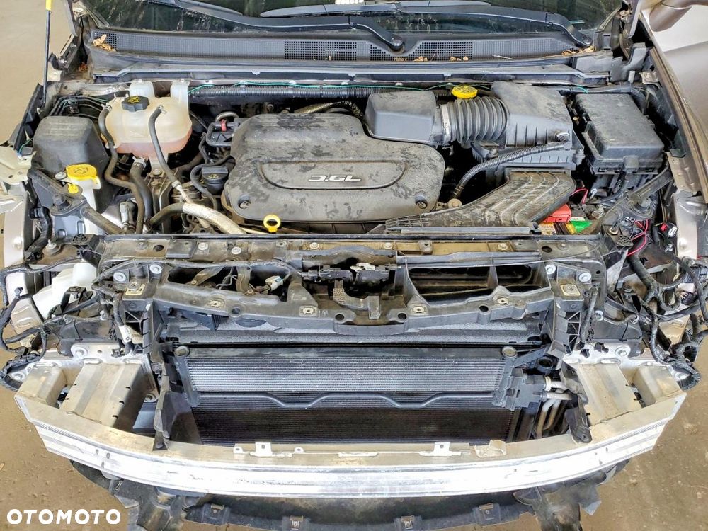 Chrysler Pacifica - 9
