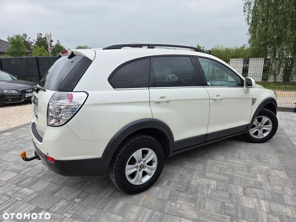 Chevrolet Captiva 2.0 d LS 5os 2WD - 9
