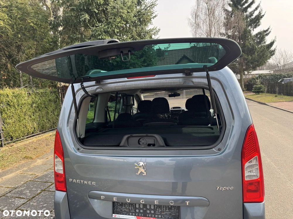 Peugeot Partner HDi FAP 110 Family - 14