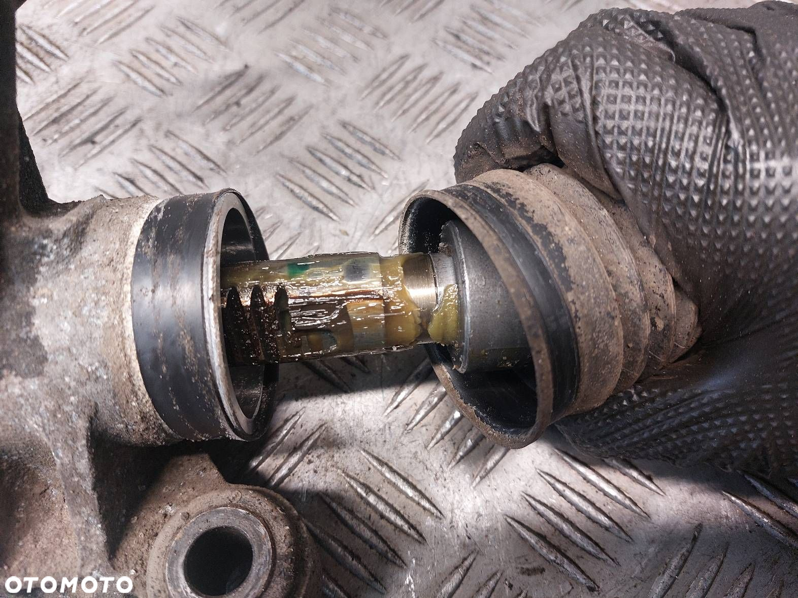 MAGLOWNICA PRZEKŁADNIA KIEROWNICZA VOLVO V50 I 2.0 D 30741425 34013131 - 7