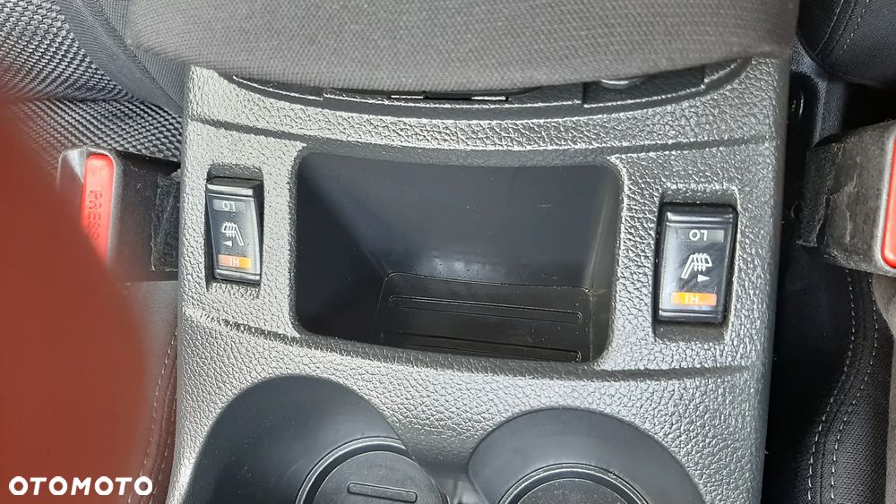 Nissan Qashqai 1.2 DIG-T N-Vision - 24