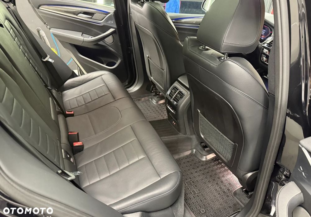 BMW X4 - 36