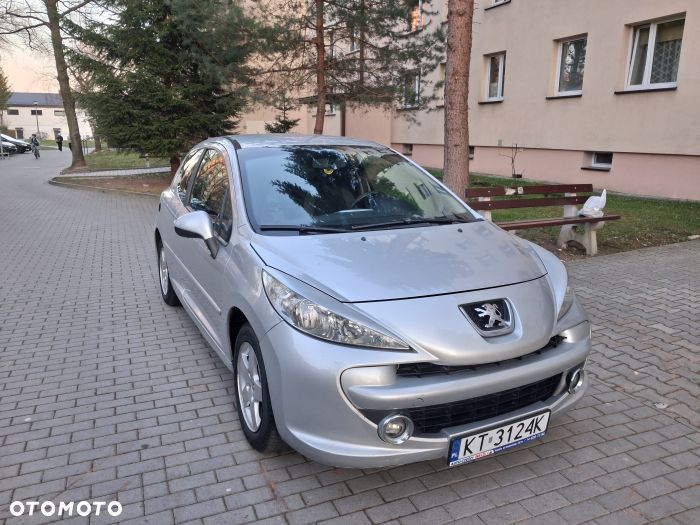 Peugeot 207 1.4 16V Trendy - 7