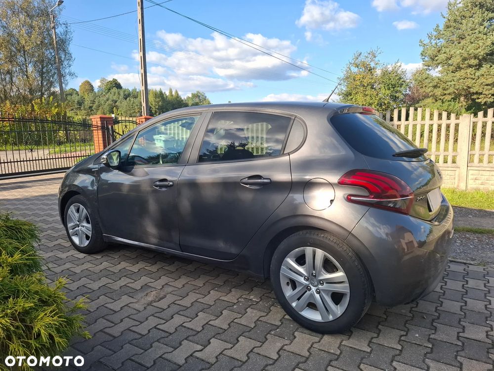 Peugeot 208 82 VTI Style - 10