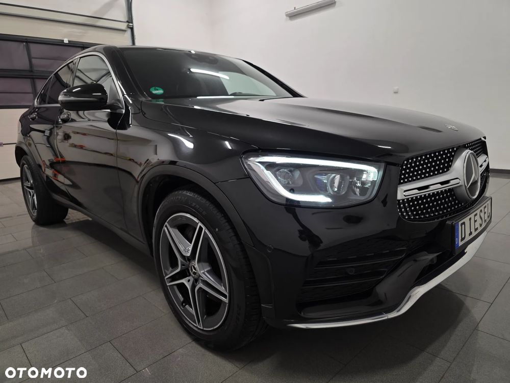 Mercedes-Benz GLC 300 d 4Matic 9G-TRONIC AMG Line Plus - 1
