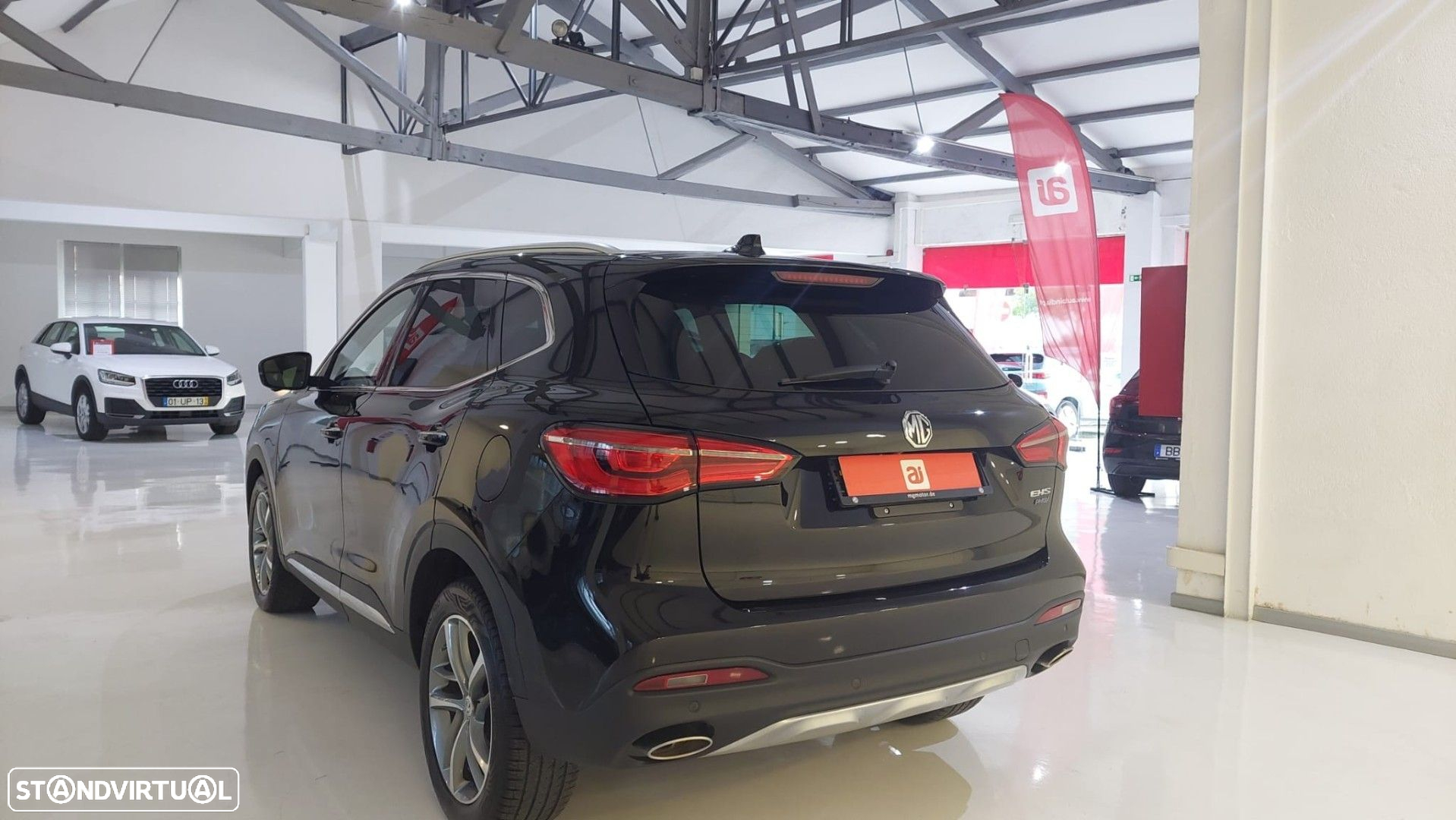 MG EHS 1.5 T-GDI Plug-in Hybrid Luxury - 10