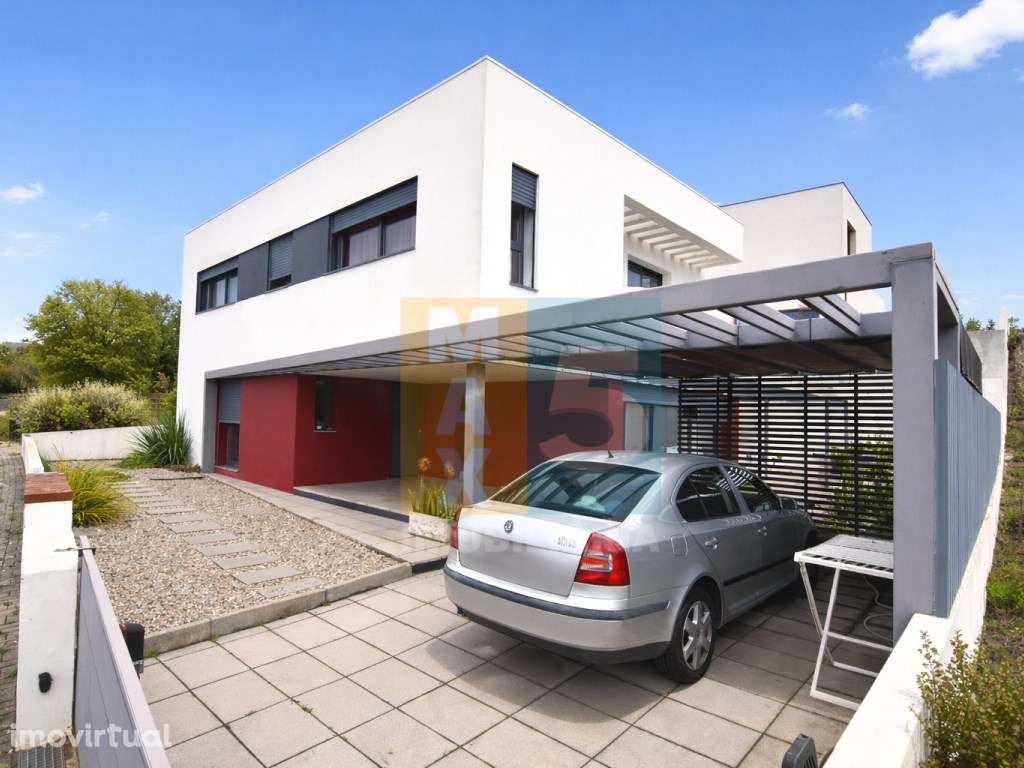 Moradia T3+1 - Urb Portela da Vila a 500 m da Escola Internacional ... - Grande imagem: 4/60