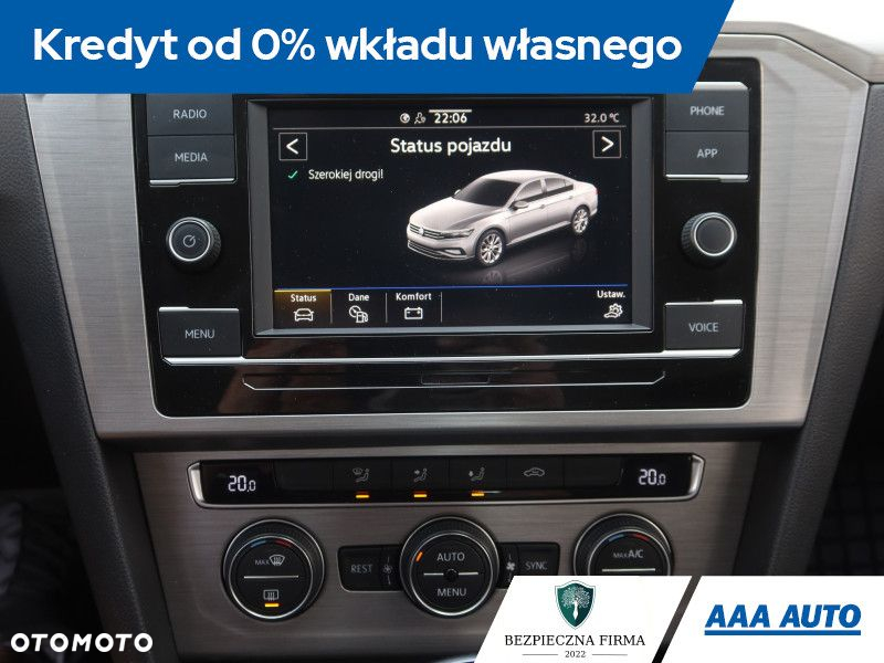 Volkswagen Passat - 13