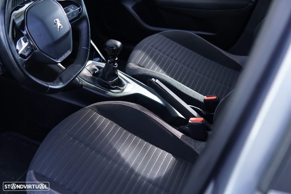 Peugeot 208 BlueHDi 100 Active Pack - 33