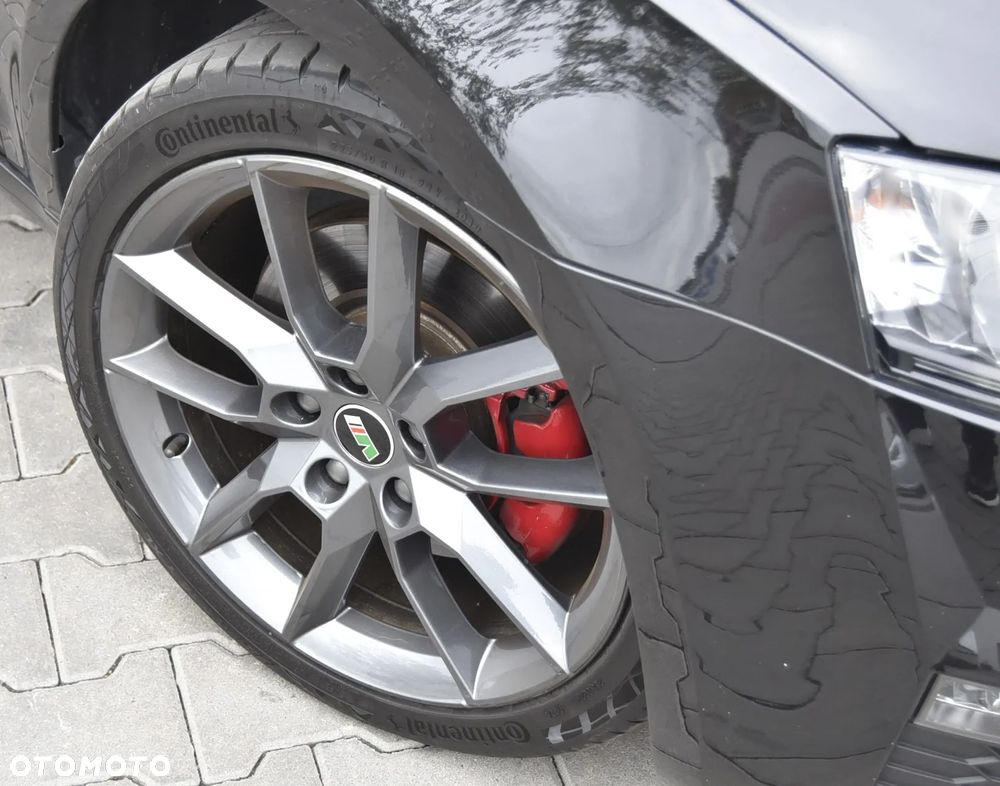 Skoda Octavia 2.0 TDI 4x4 DSG RS - 7