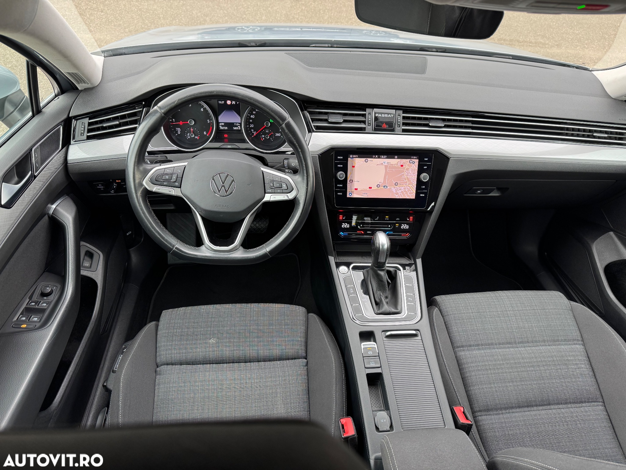 Volkswagen Passat Variant 2.0 TDI DSG Business - 32