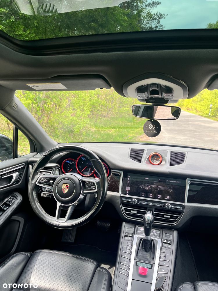 Porsche Macan - 10