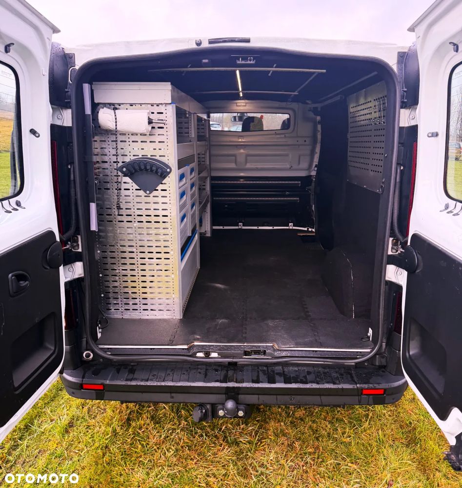 Renault Trafic - 6