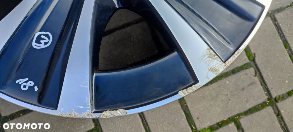 FELGI ALUMINIOWE STOPNIOWANE 5x112 2x 8Jx18 CALI ET43 2x 9Jx 18 CALI ET 52,5 fi 66,6 MERCEDES E CLS GLK GLS 4 SZTUKI KOMPLET - 11