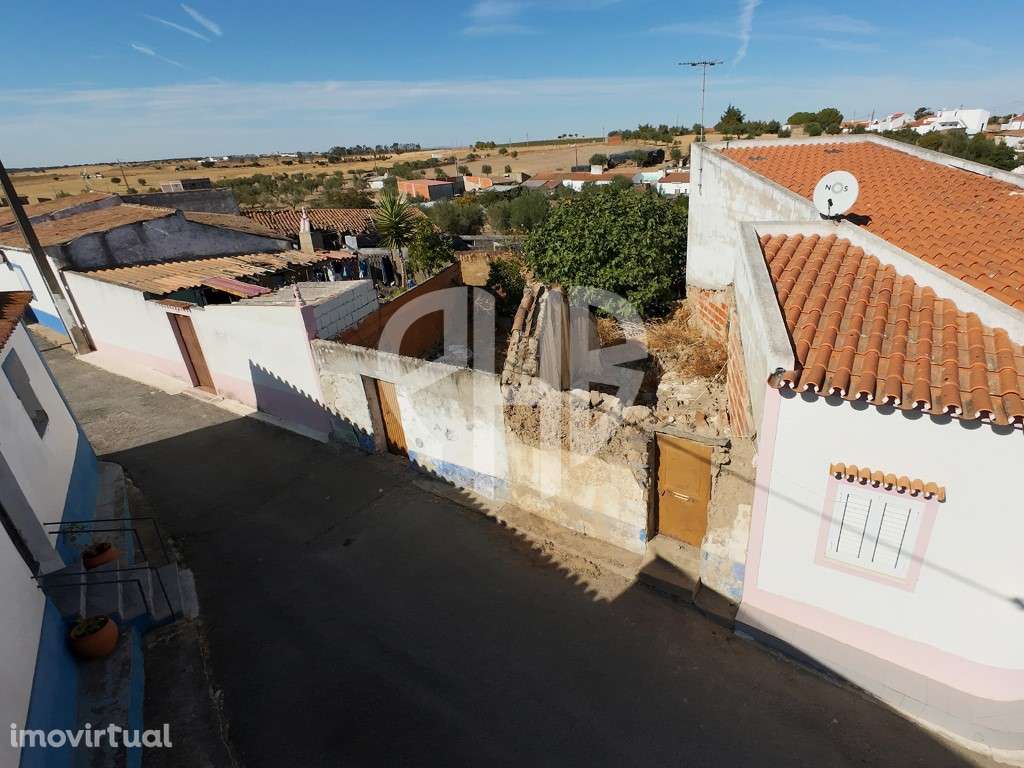 Moradia Devoluta P/Recuperar Terreno 95m2 - Grande imagem: 3/18