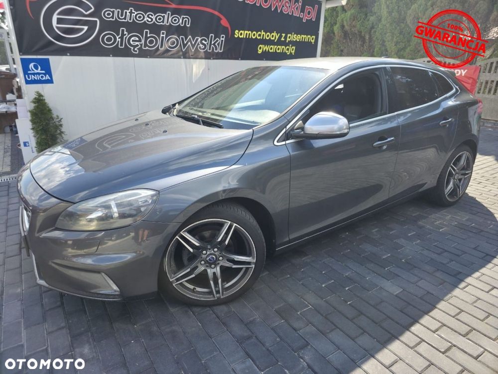 Volvo V40 D2 R-Design - 4