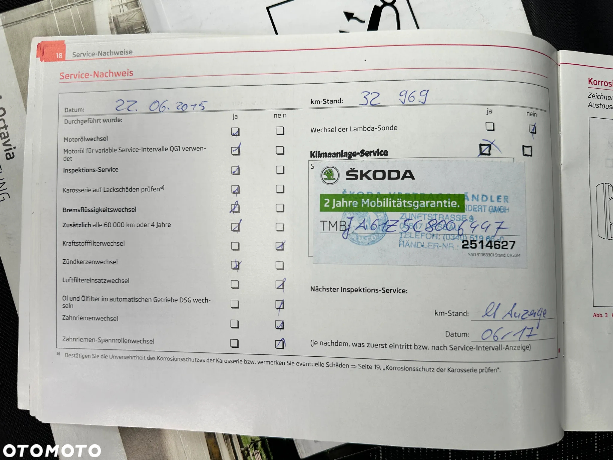 Skoda Octavia 1.6 Ambition - 32