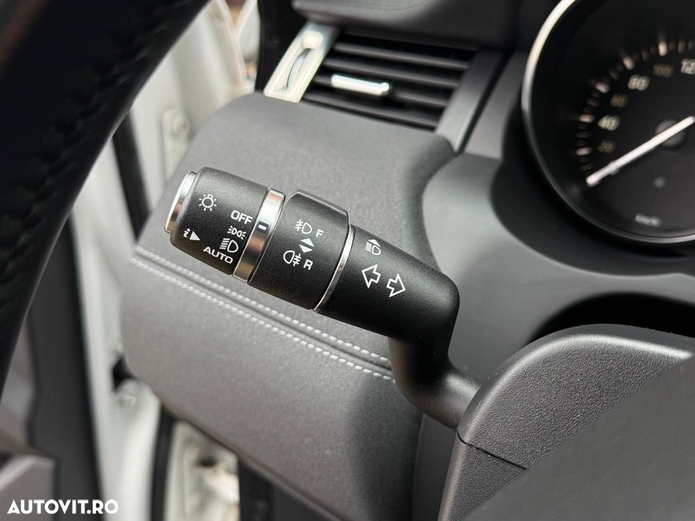 Land Rover Range Rover Evoque 2.0 D150 R-Dynamic - 20