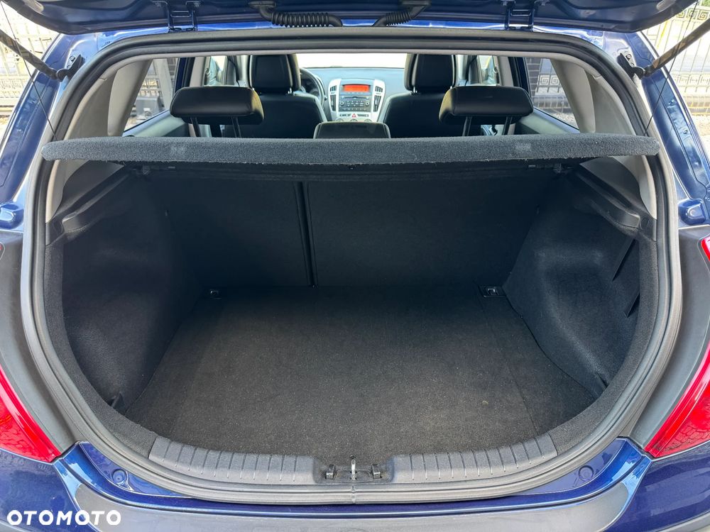 Kia Ceed 1.6 CVVT Automatik EX - 34