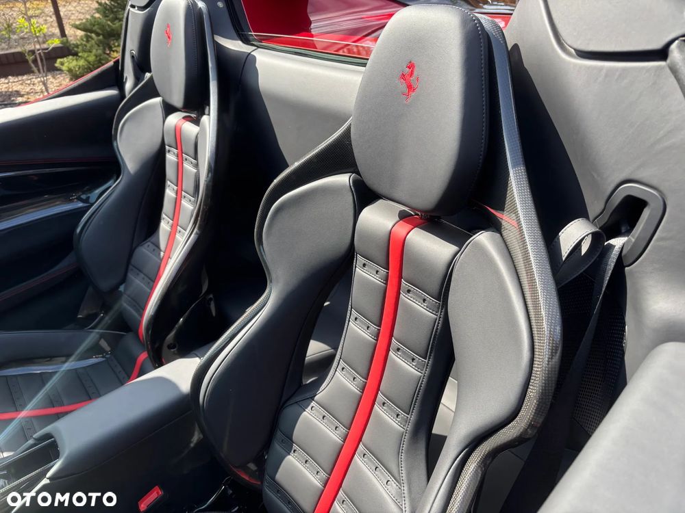 Ferrari 296 GTS - 9