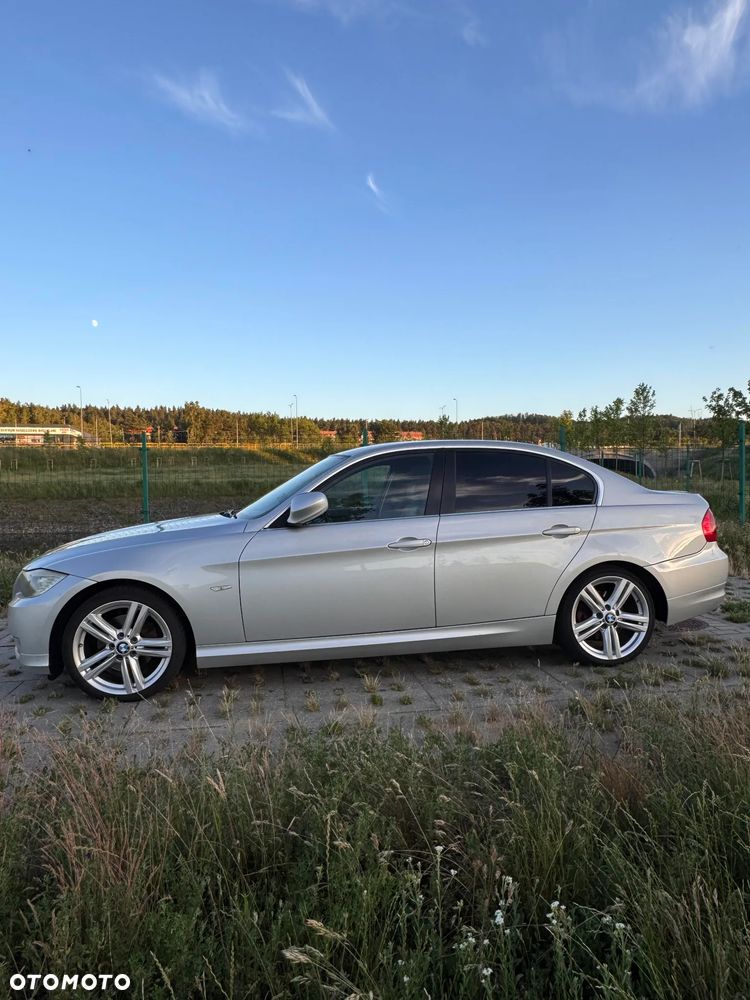 BMW Seria 3 320d Efficient Dynamics - 3
