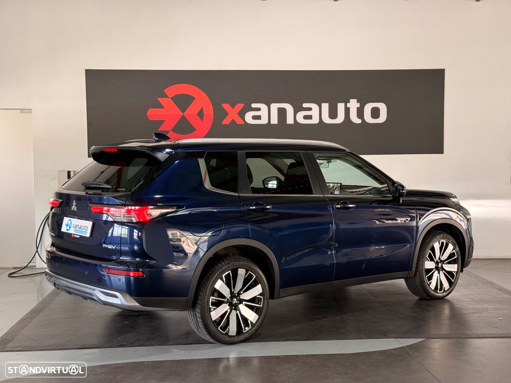 Mitsubishi Outlander - 5