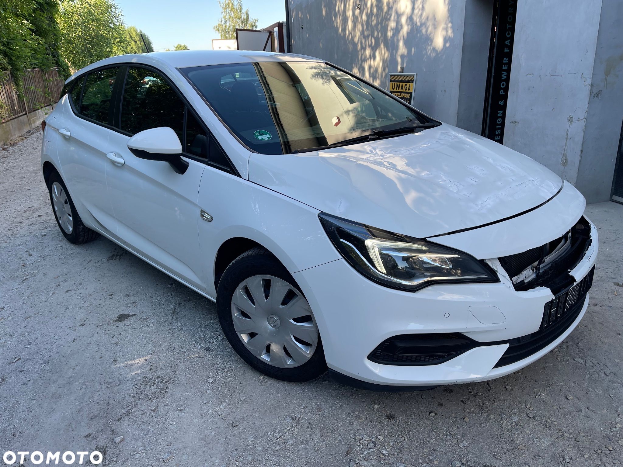 Opel Astra 1.5 D Start/Stop Business Edition - 1