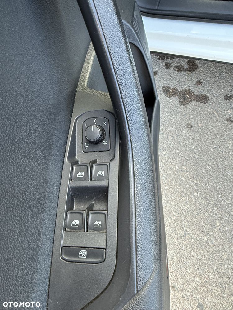 Skoda Karoq 1.0 TSI Selection - 26