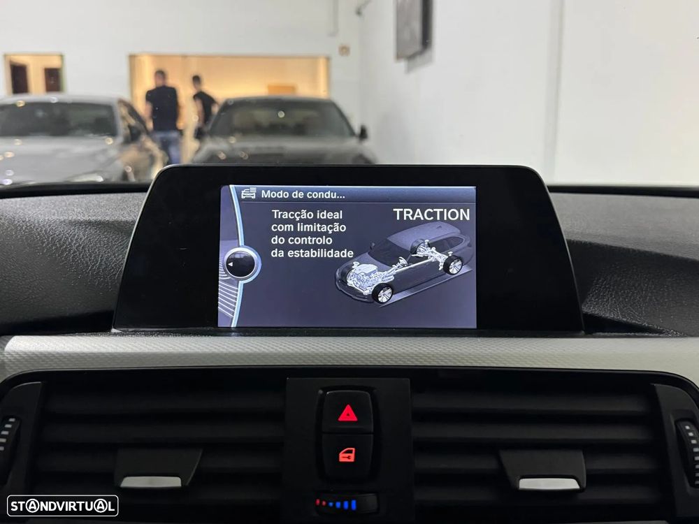 BMW 320 d Touring Auto Pack M - 38