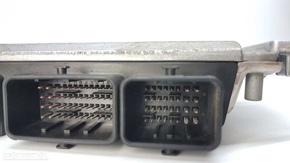 CENTRALINA DO MOTOR UCE CITROEN C5 BERLINA 2.0 HDI SX - 5