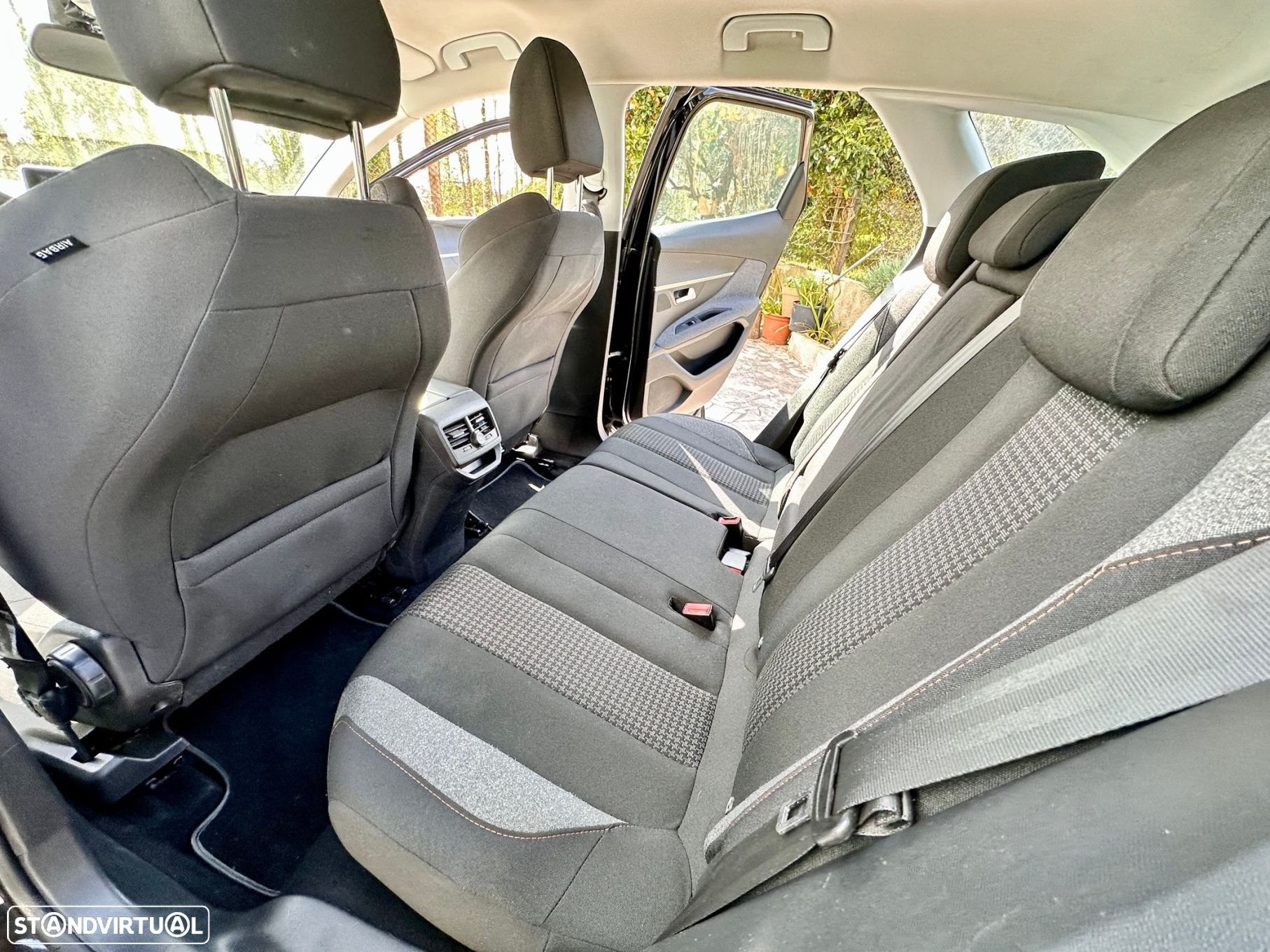 Peugeot 3008 1.2 PureTech Active - 12