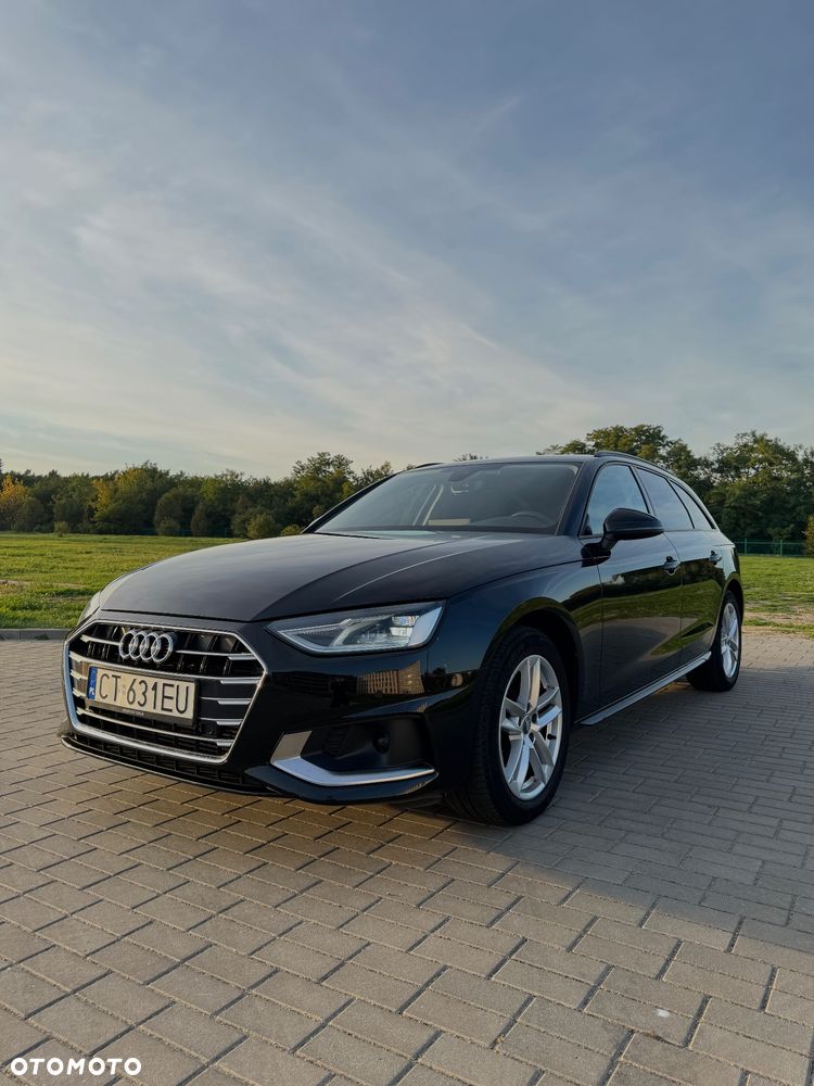 Audi A4 Avant 40 TFSI S tronic - 9