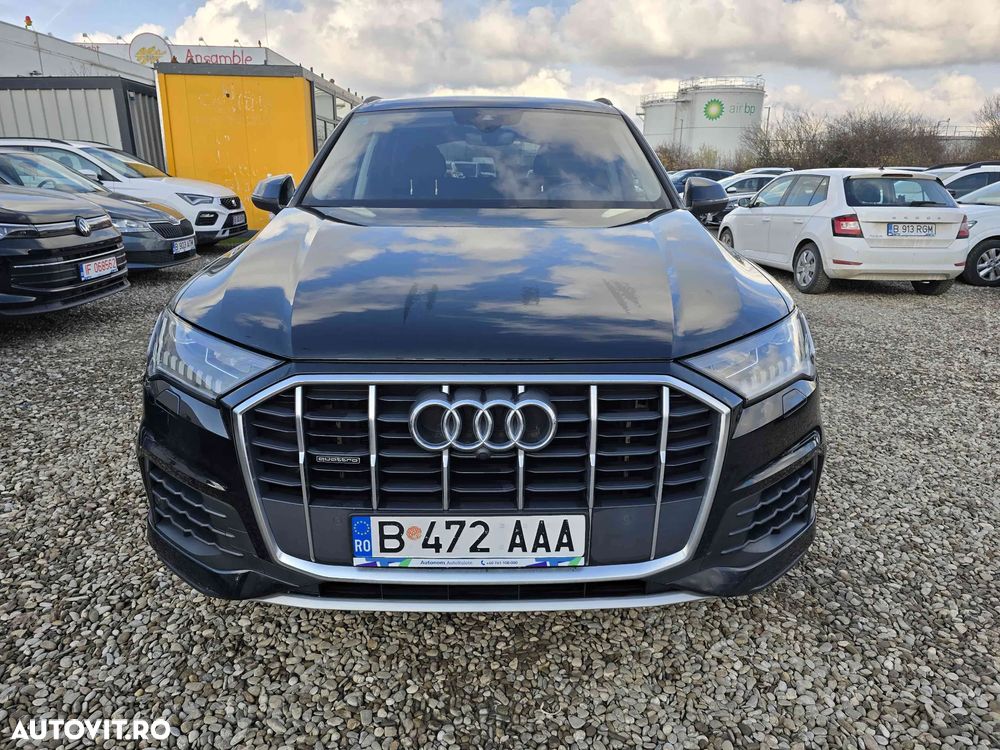 Audi Q7 - 1
