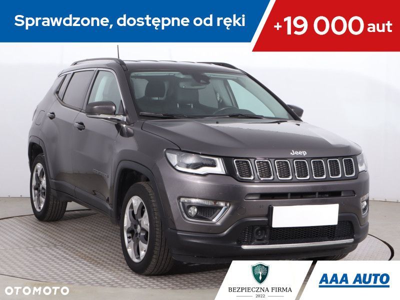 Jeep Compass - 2