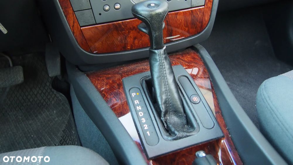 Opel Omega - 11
