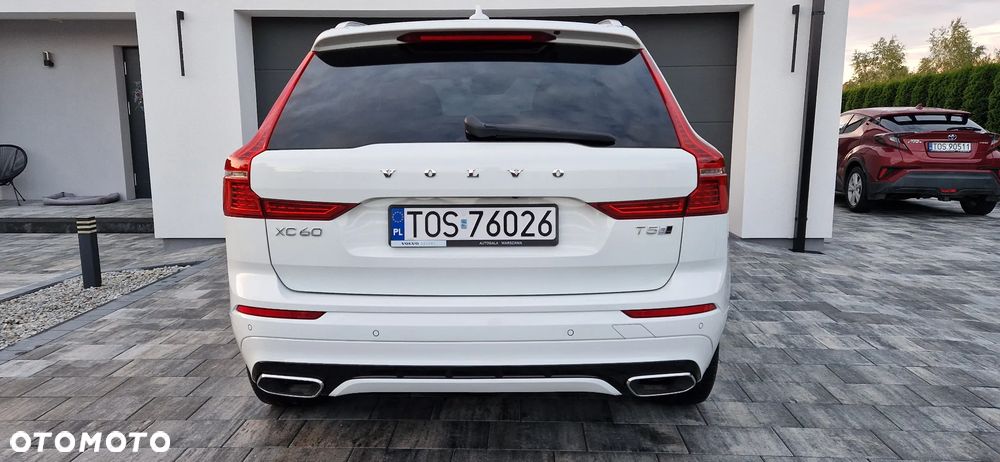 Volvo XC 60 T5 GPF AWD R-Design - 3