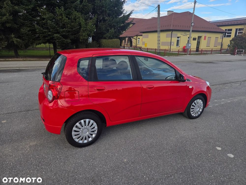 Chevrolet Aveo - 6