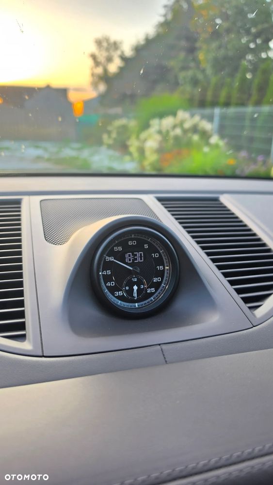 Porsche Macan T - 21