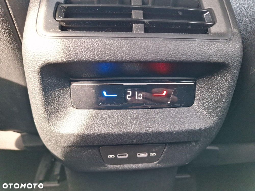 Volkswagen Tiguan - 25