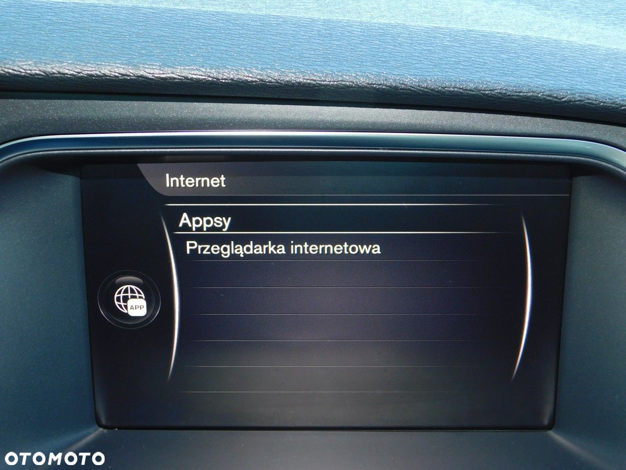 Volvo V40 - 18