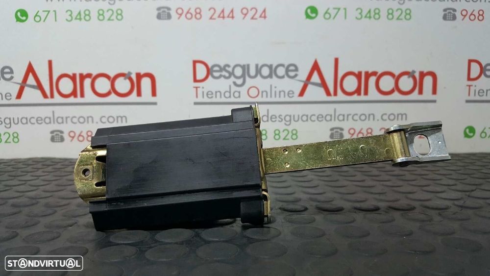 RETENTOR DA PORTA DIANTEIRA ESQUERDA MERCEDES CLASE E (W210) BERLINA DIESEL 300... - 2
