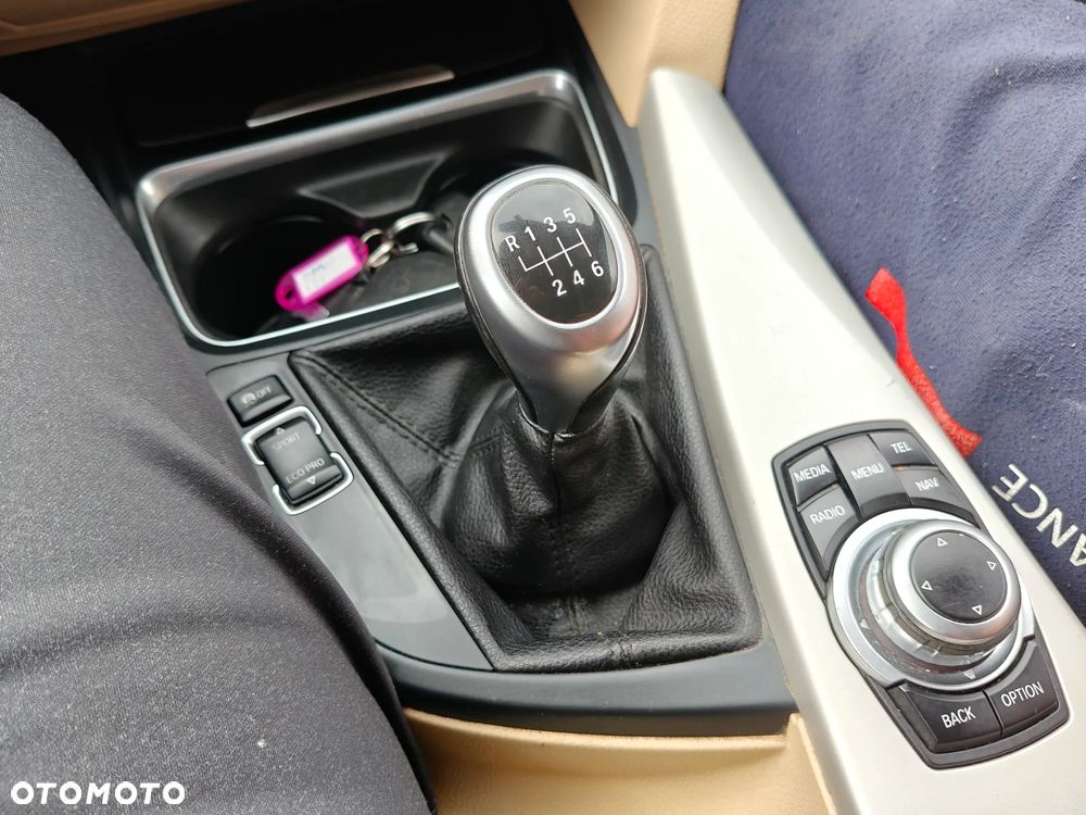 BMW Seria 3 320d - 37